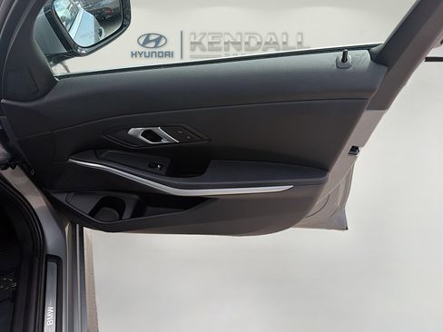 Used 2024 BMW 330e RWD image 31