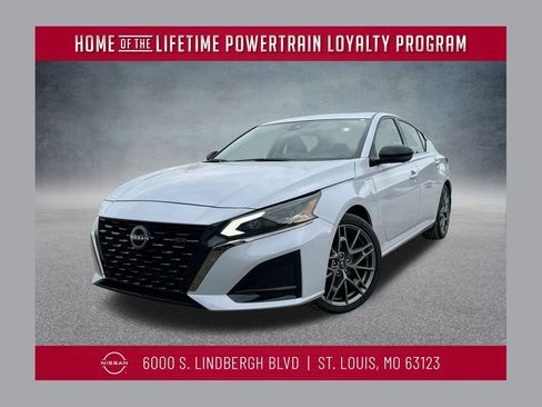 Used 2024 Nissan Altima 2.0 SR image 1