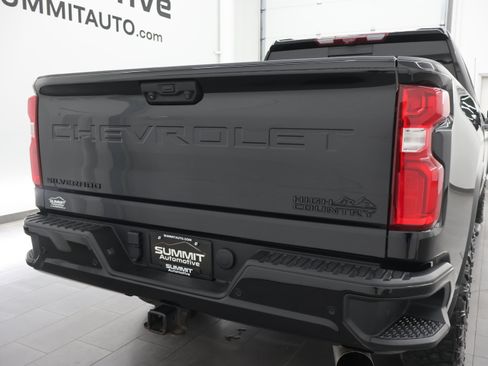 Used 2024 Chevrolet Silverado 3500 High Country w/ High Country Premium Package AWD/4WD image 34