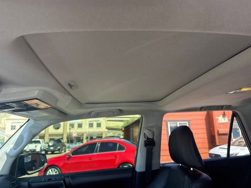 Used 2019 Toyota 4Runner Limited image 11