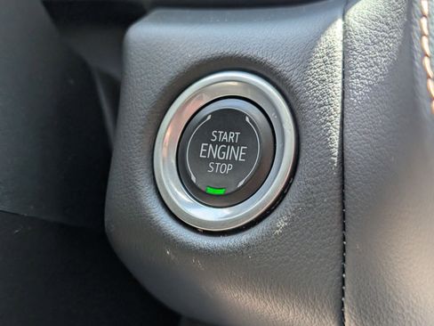 Used 2024 Chevrolet Tahoe High Country AWD/4WD image 17