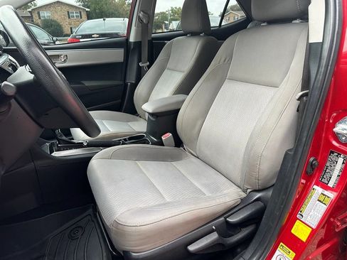 Used 2016 Toyota Corolla LE image 11