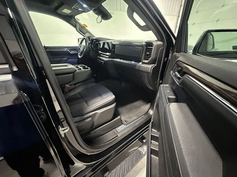 Used 2023 Chevrolet Silverado 1500 RST AWD/4WD image 27