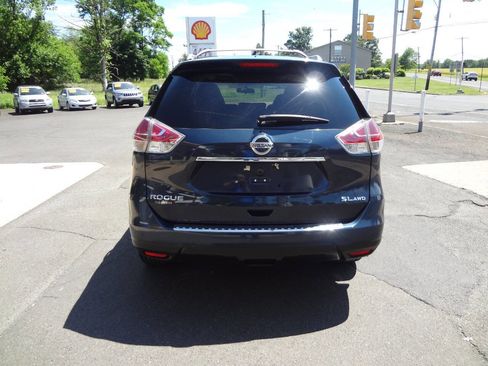 Used 2016 Nissan Rogue SL w/ SL Premium Package AWD/4WD image 4