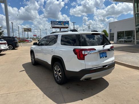 Used 2023 GMC Acadia SLT image 7