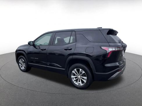 Used 2025 Chevrolet Equinox LT image 10