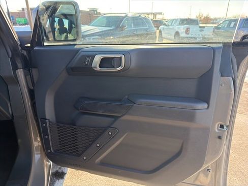 Used 2025 Ford Bronco Big Bend image 37