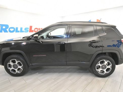 Used 2022 Jeep Compass Trailhawk AWD/4WD image 2