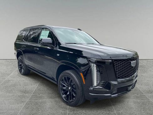 New 2026 Cadillac Escalade Sport w/ LPO, ONYX Package AWD/4WD image 7