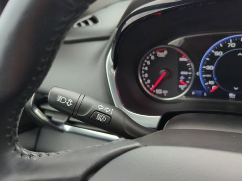 Used 2022 Chevrolet Traverse Premier w/ Redline Edition AWD/4WD image 23