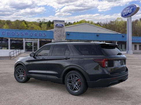 New 2026 Ford Explorer ST-Line w/ ST-Line Street Pack AWD/4WD image 4