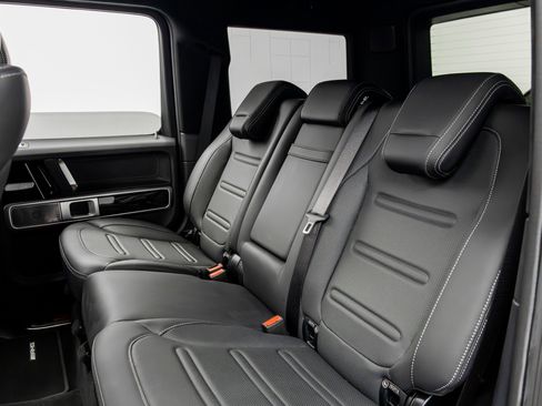 Used 2022 Mercedes-Benz G 550 w/ Exclusive Interior Package image 40