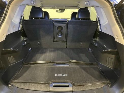 Used 2018 Nissan Rogue SL image 21