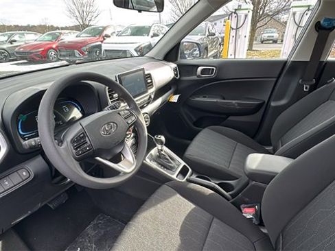 New 2026 Hyundai Venue SE image 11