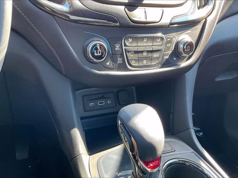 Certified 2023 Chevrolet Equinox RS w/ RS Leather Package image 31