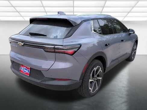 New 2026 Chevrolet Equinox EV LT AWD/4WD image 31