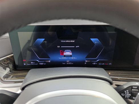 Used 2025 BMW X5 xDrive40i w/ M Sport Package image 21