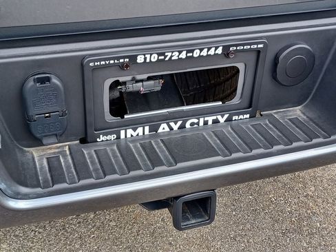 Used 2018 Chevrolet Colorado Z71 AWD/4WD image 8