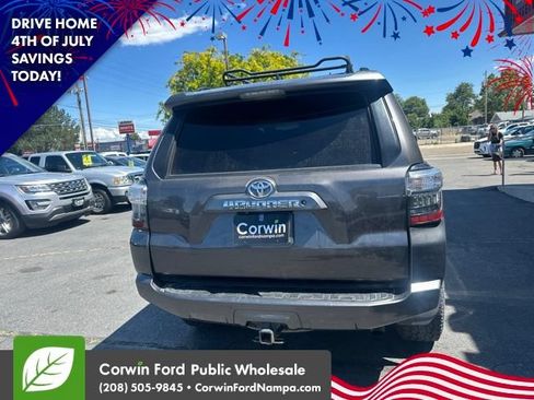 Used 2017 Toyota 4Runner SR5 AWD/4WD image 6