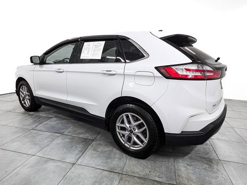 Certified 2023 Ford Edge SEL AWD/4WD image 5