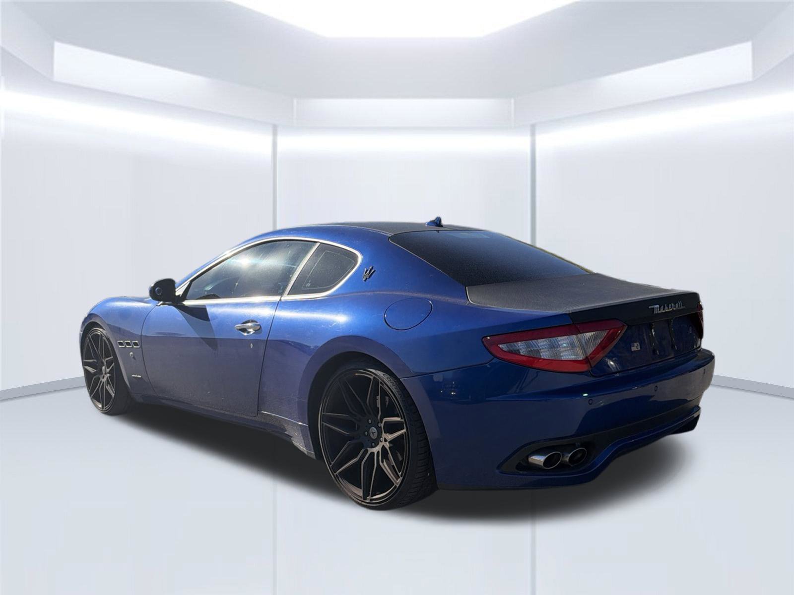 Used 2009 Maserati GranTurismo S RWD image 7