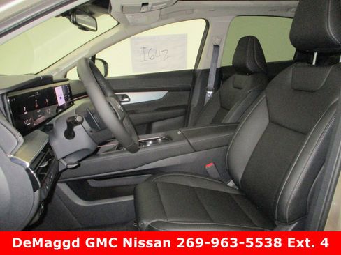 New 2025 Nissan Murano SL image 17