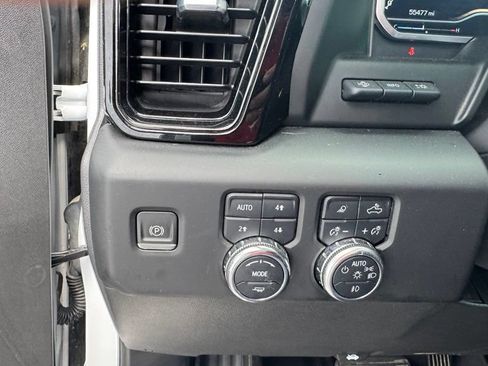 Used 2022 GMC Sierra 1500 AT4X AWD/4WD image 19