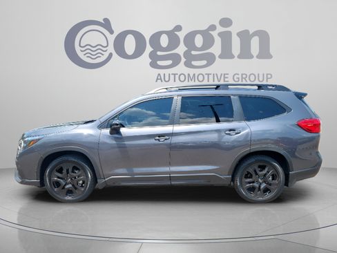 Used 2023 Subaru Ascent Onyx Edition AWD/4WD image 2
