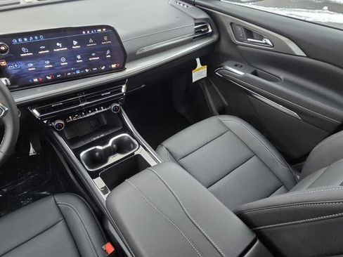 New 2026 Chevrolet Traverse LT w/ Midnight/Sport Edition image 29