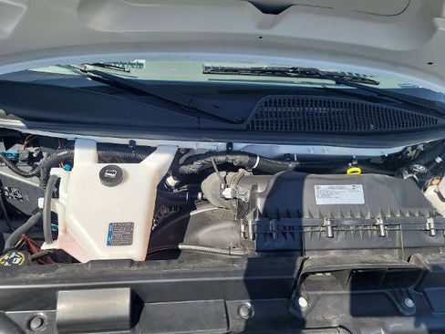 Used 2023 GMC Savana 2500 w/ Driver Convenience Package image 24