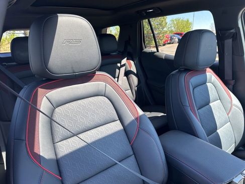 Used 2025 Chevrolet Equinox RS w/ Convenience Package III AWD/4WD image 32
