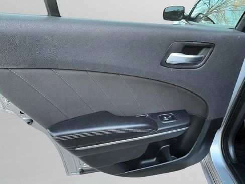 Used 2018 Dodge Charger SXT Plus image 29