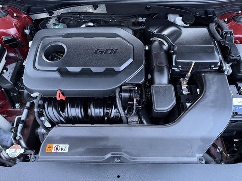 Used 2015 Hyundai Sonata SE FWD image 13