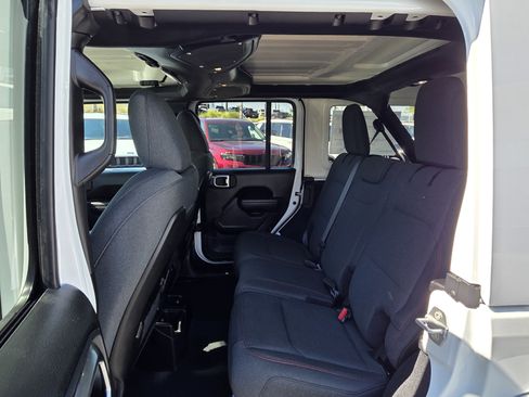 New 2026 Jeep Wrangler Unlimited Rubicon AWD/4WD image 16