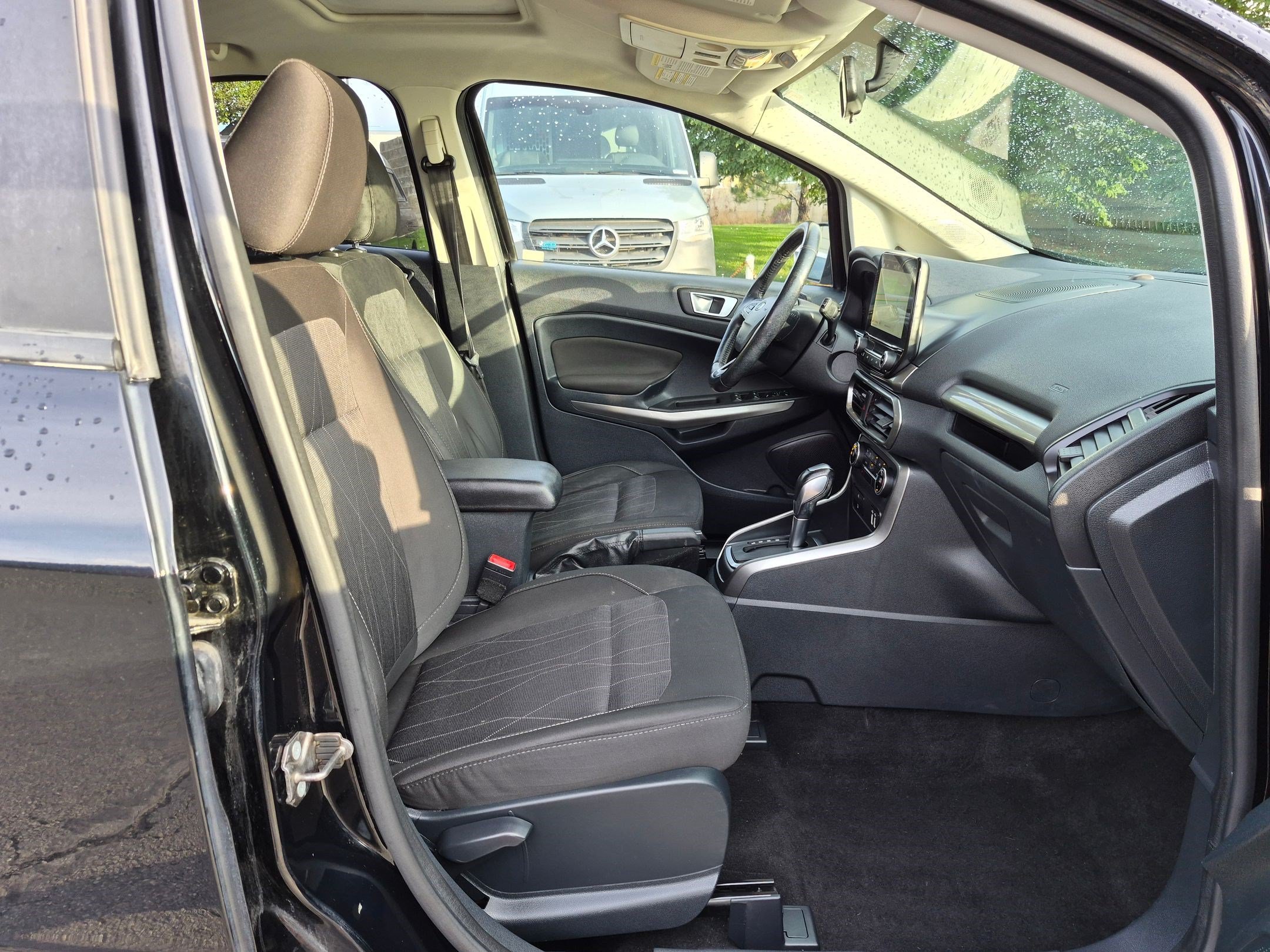 Used 2018 Ford EcoSport SE w/ SE Convenience Package FWD image 34