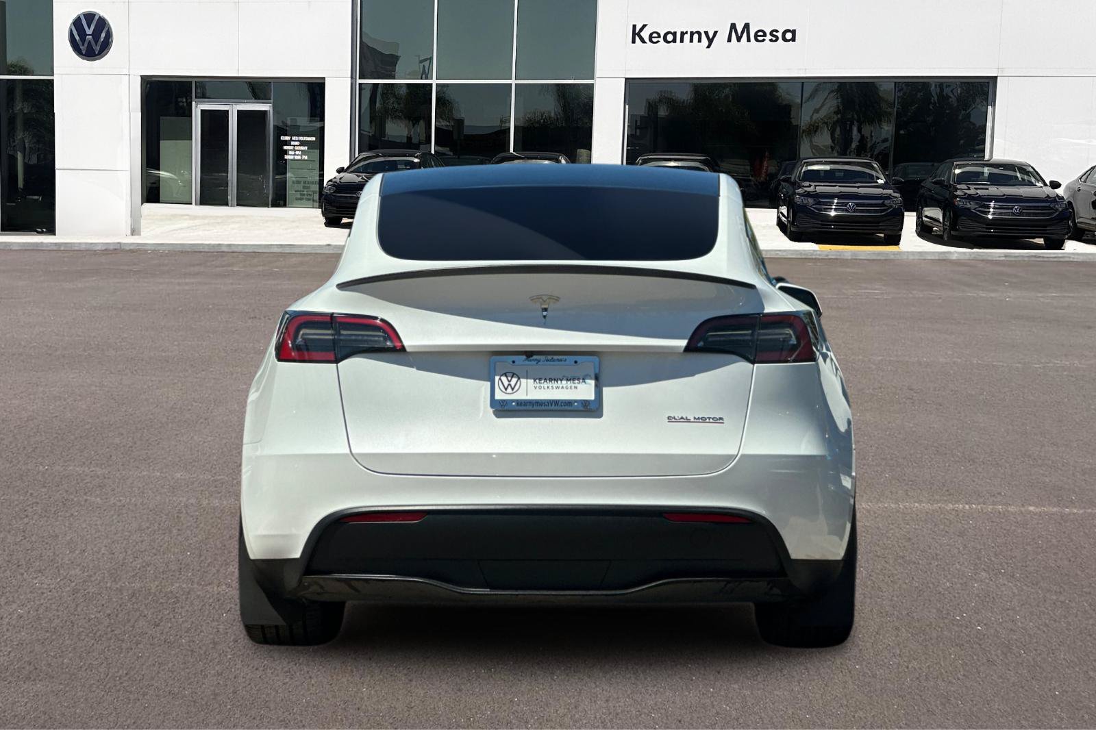 Used 2023 Tesla Model Y Performance AWD/4WD image 5