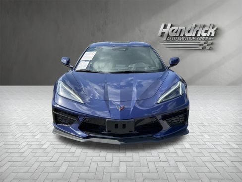 Used 2025 Chevrolet Corvette Stingray Premium Cpe w/ Z51 Performance Package RWD image 3