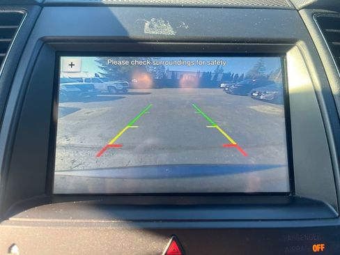 Used 2017 Ford Taurus Limited w/ Driver Assist Package image 14