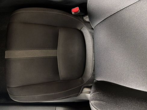 Used 2019 Honda Civic EX image 26