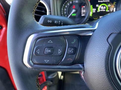 Certified 2024 Jeep Wrangler Sahara w/ Technology Group image 22