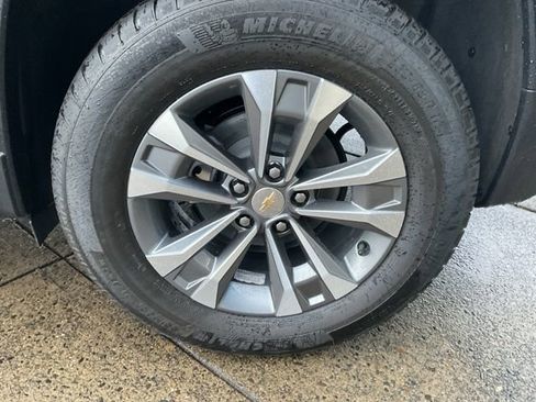 New 2026 Chevrolet Equinox LT image 12