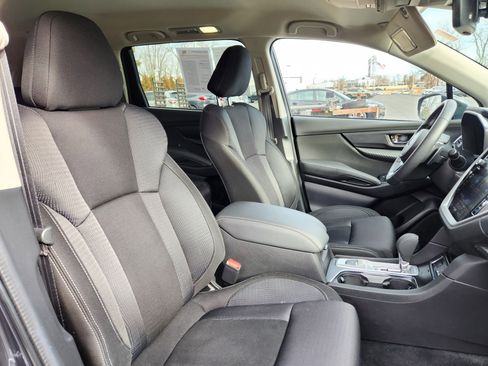 Certified 2025 Subaru Ascent Premium image 17