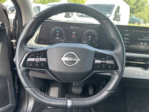 Used 2023 Nissan Ariya FWD image 12