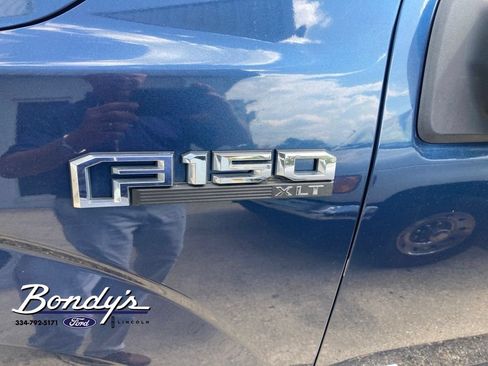 Used 2017 Ford F150 XLT w/ Equipment Group 302A Luxury RWD image 2
