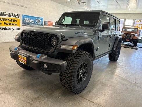 Used 2024 Jeep Wrangler Unlimited AWD/4WD image 99