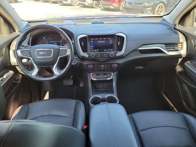 Used 2022 GMC Terrain SLT w/ Tech Package FWD image 7