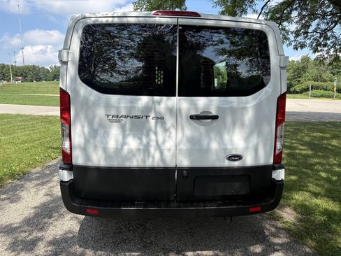 Used 2025 Ford Transit 250 Low Roof w/ Exterior Upgrade Package RWD image 5