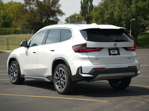 New 2026 BMW X1 xDrive28i w/ Technology Package AWD/4WD image 3