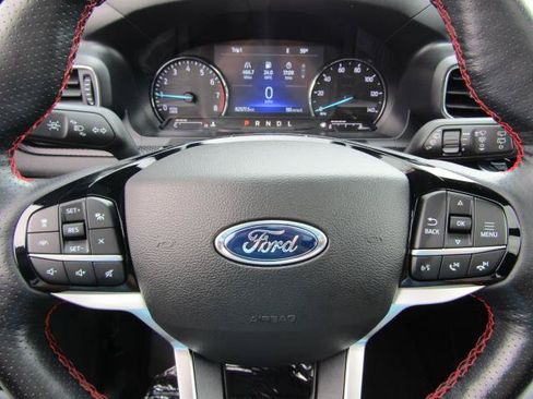 Certified 2022 Ford Explorer ST-Line w/ Class IV Trailer Tow Package AWD/4WD image 23