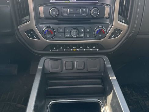 Used 2018 GMC Sierra 1500 Denali w/ Denali Ultimate Package image 21